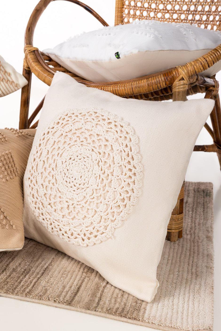 AW25-Woven Cushion Cover 034