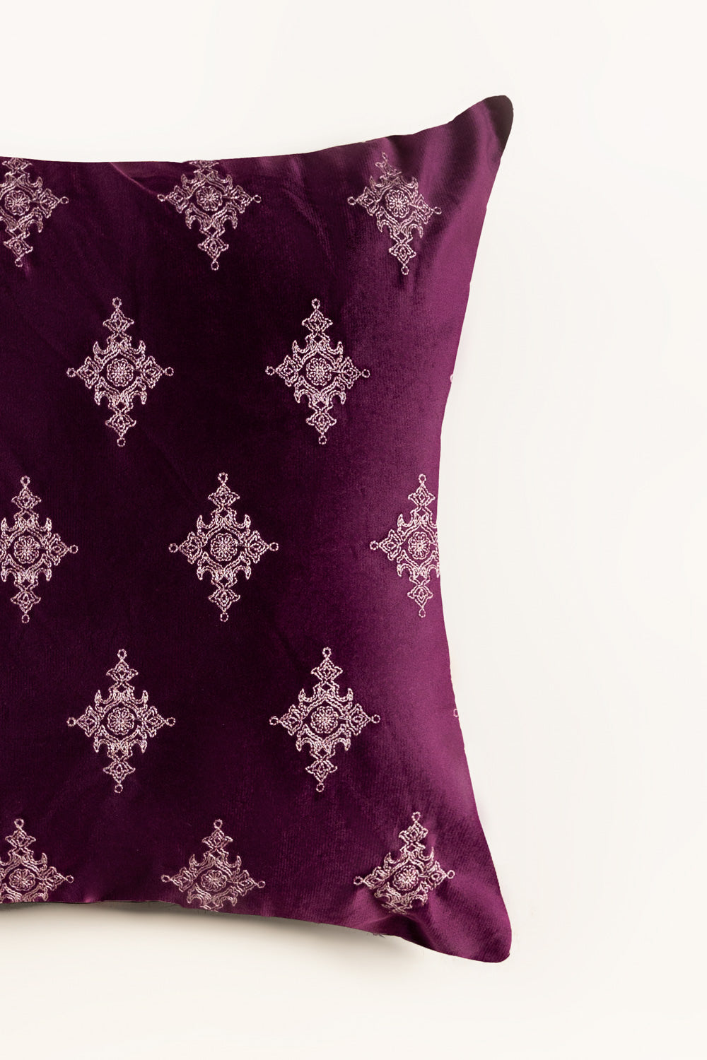 VEC-005 Velvet Embroidered Cushion Cover