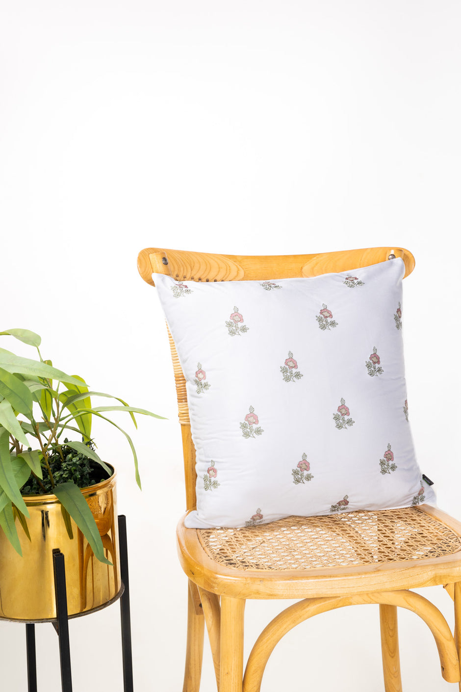 VEC-008 Velvet Embroidered Cushion Cover