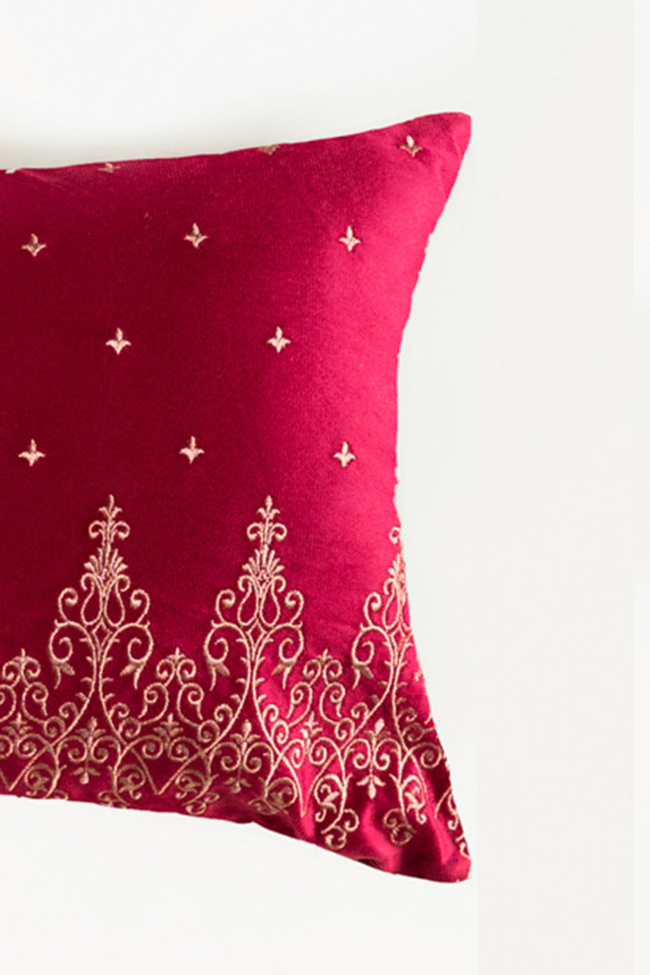 VEC-014 Velvet Embroidered Cushion Cover