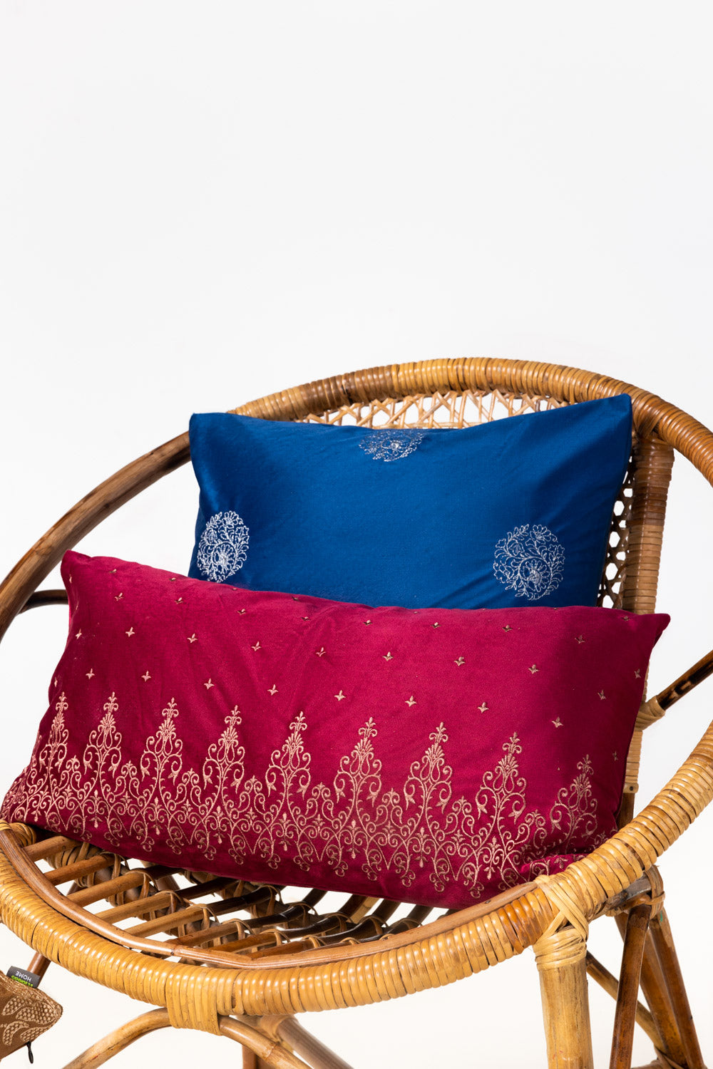 VEC-014 Velvet Embroidered Cushion Cover