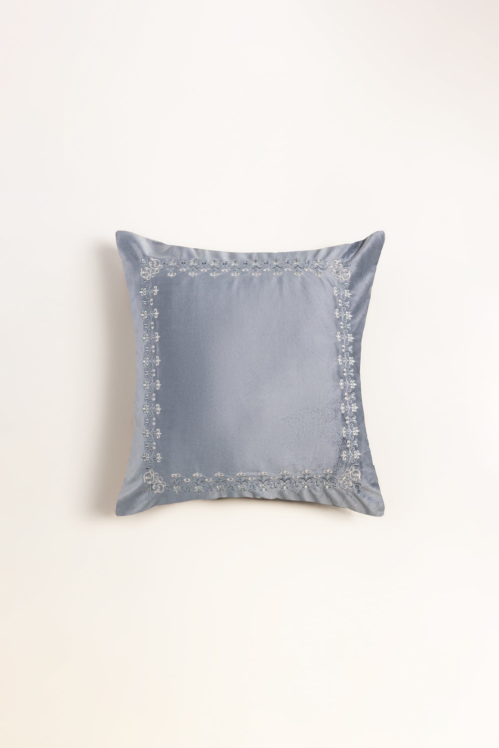 VEC-017 Velvet Embroidered Cushion Cover
