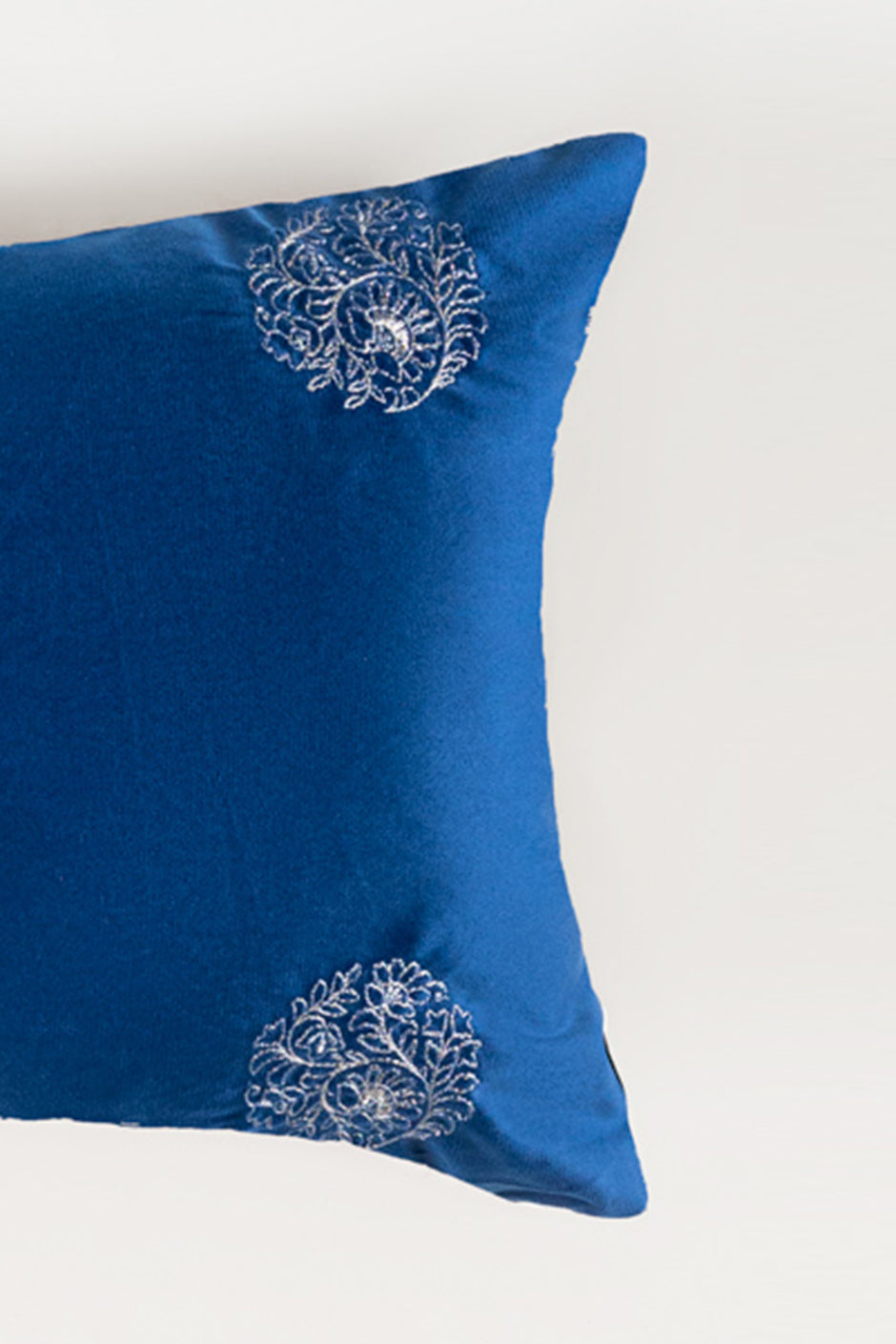 VEC-021 Velvet Embroidered Cushion Cover