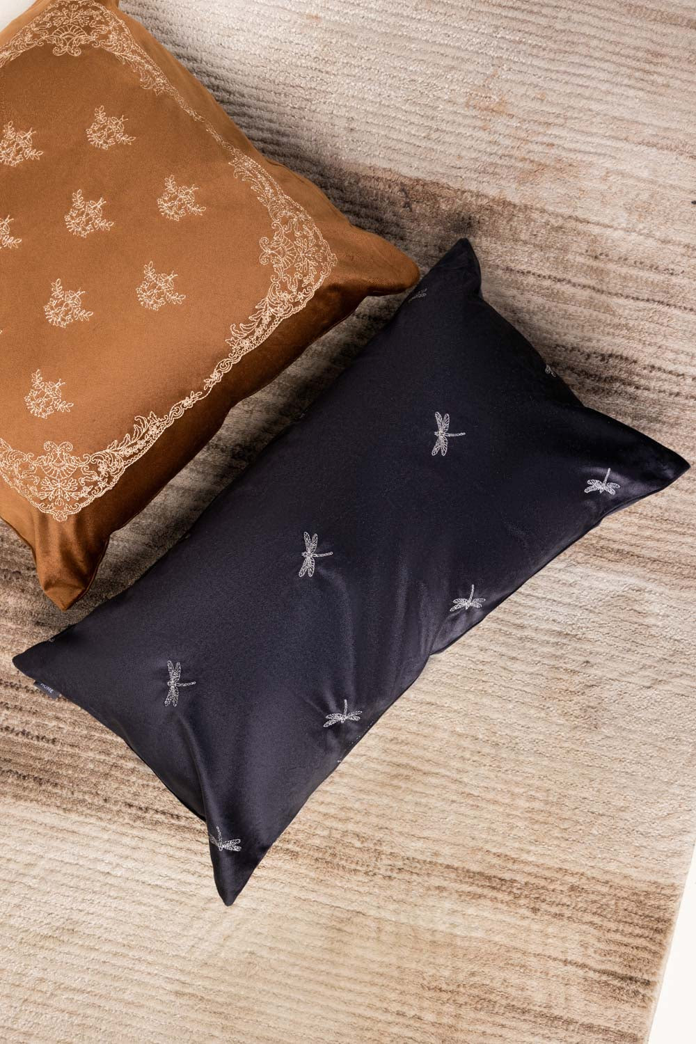 VEC-028 Velvet Embroidered Cushion Cover