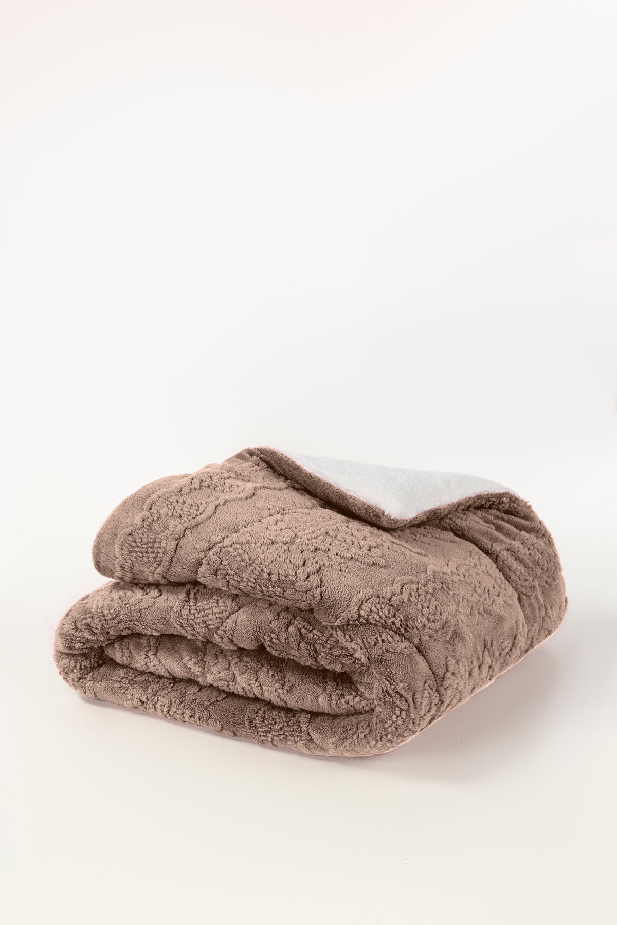Almondine Fleece Comforter