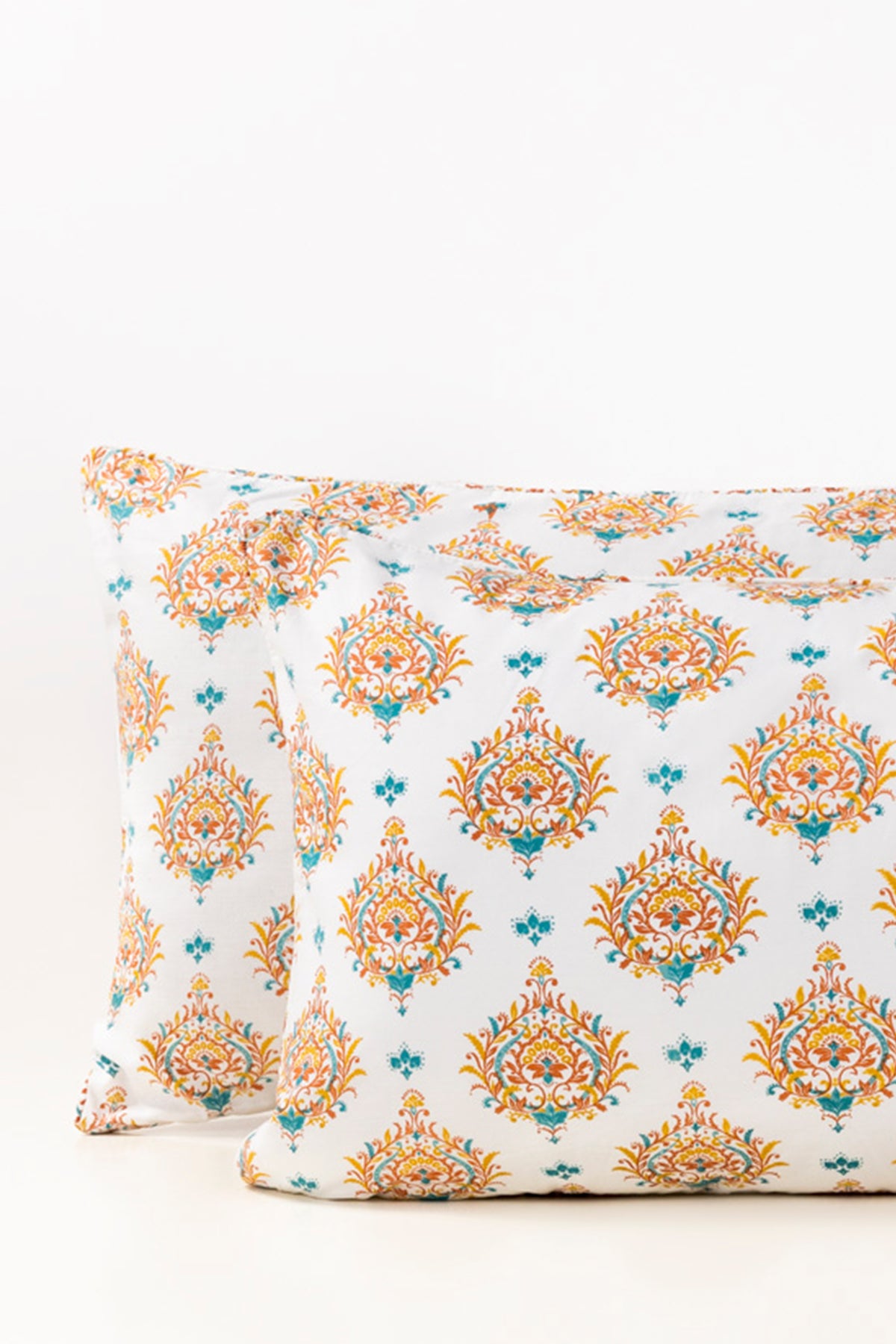 Amber Charm T-150 Pillow Cover Set
