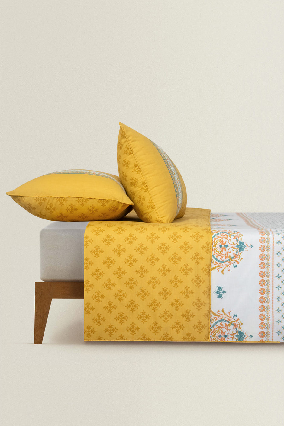 Amber Charm T-150 Quilt Cover Set
