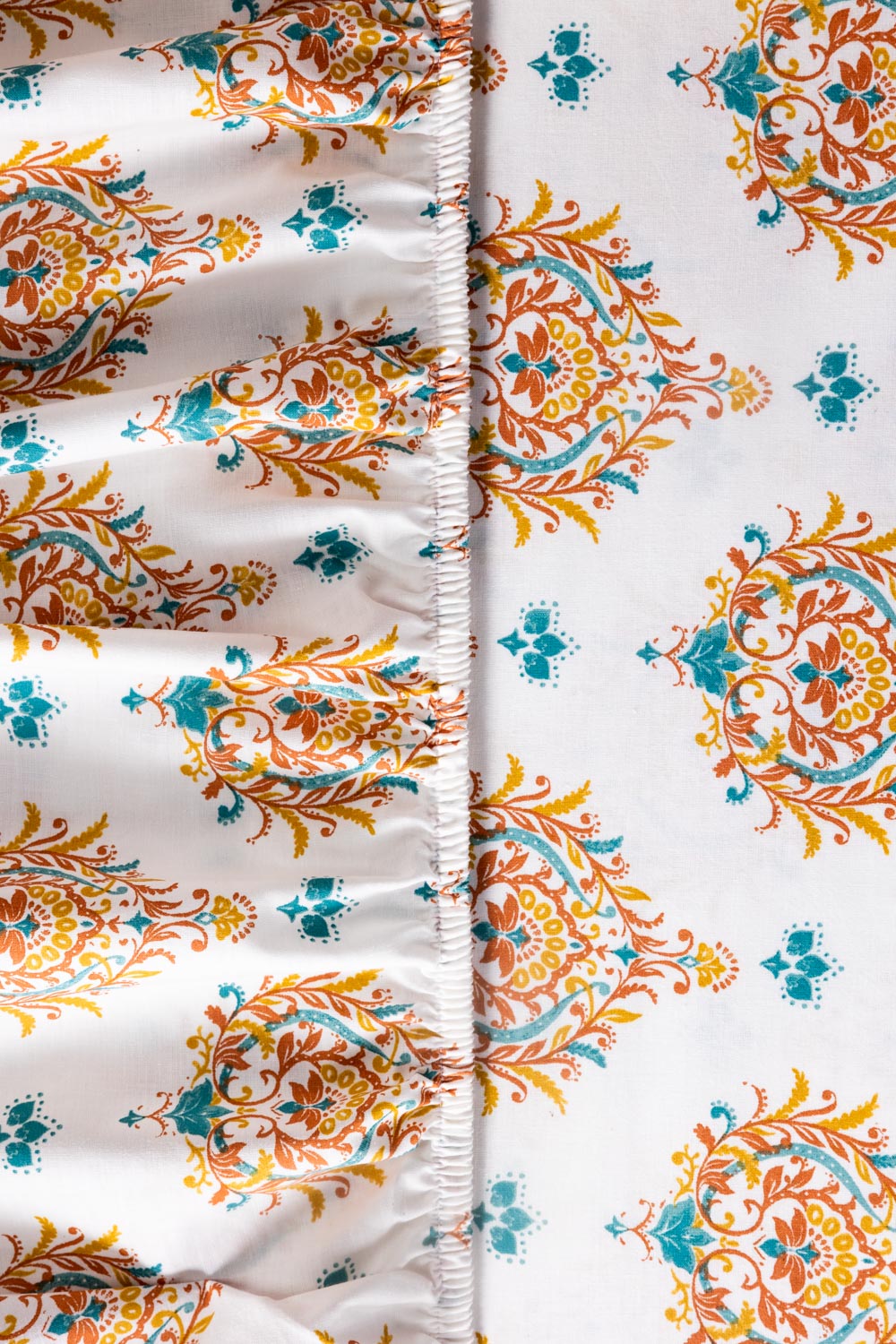 Amber Charm T-150 Fitted Sheet Set