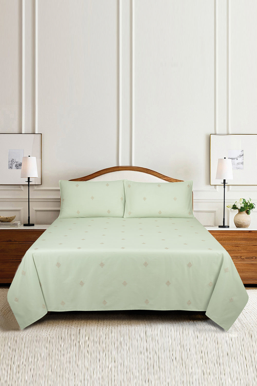 Aqua T-150 Embroidered Bed Sheet Set