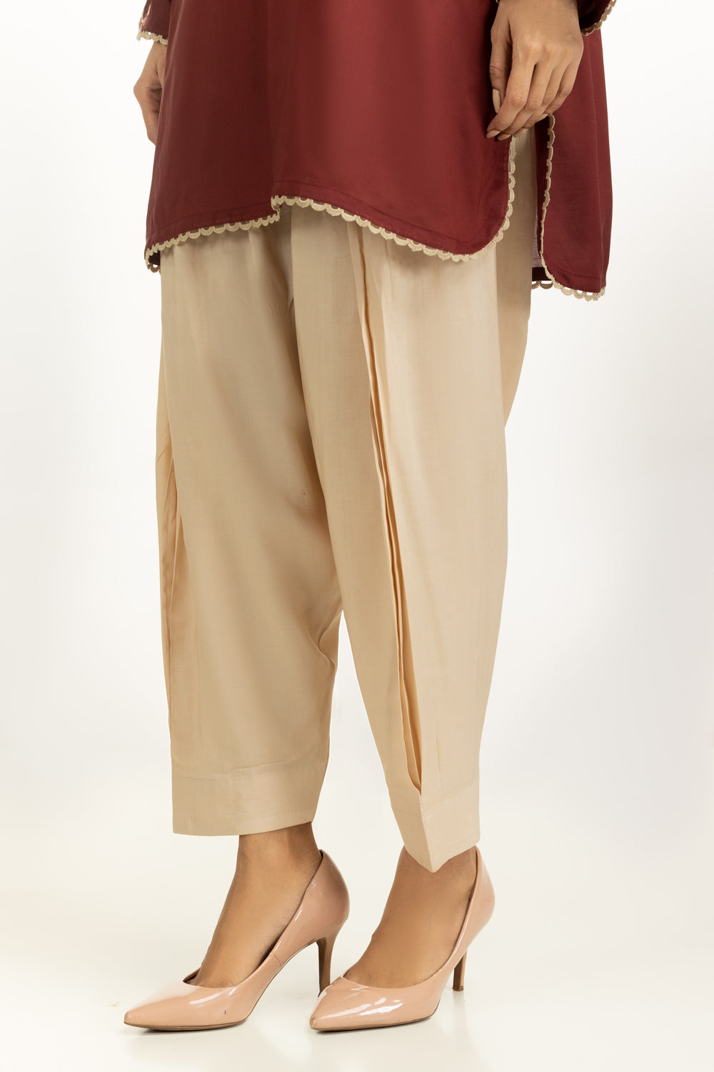 Arabic Linen Embroidered Shirt And Dyed Shalwar IUSTTS-1182