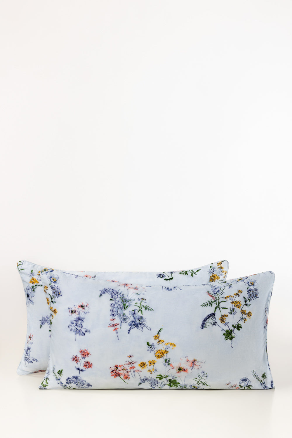 Azure bud T-300 Pillow Cover Set