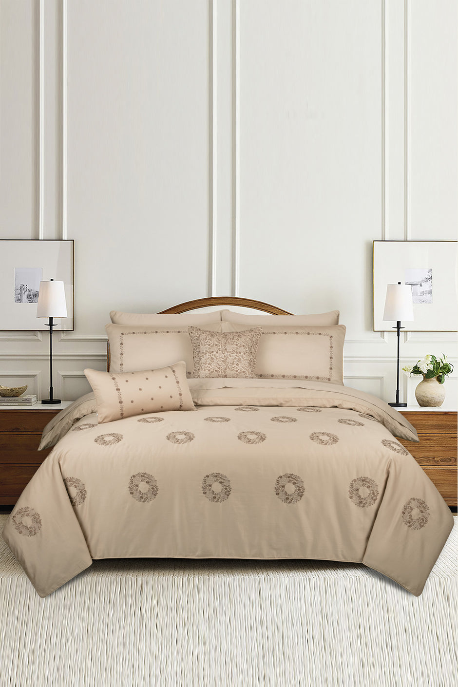 Beige T-400 Embroidered Quilt Cover set