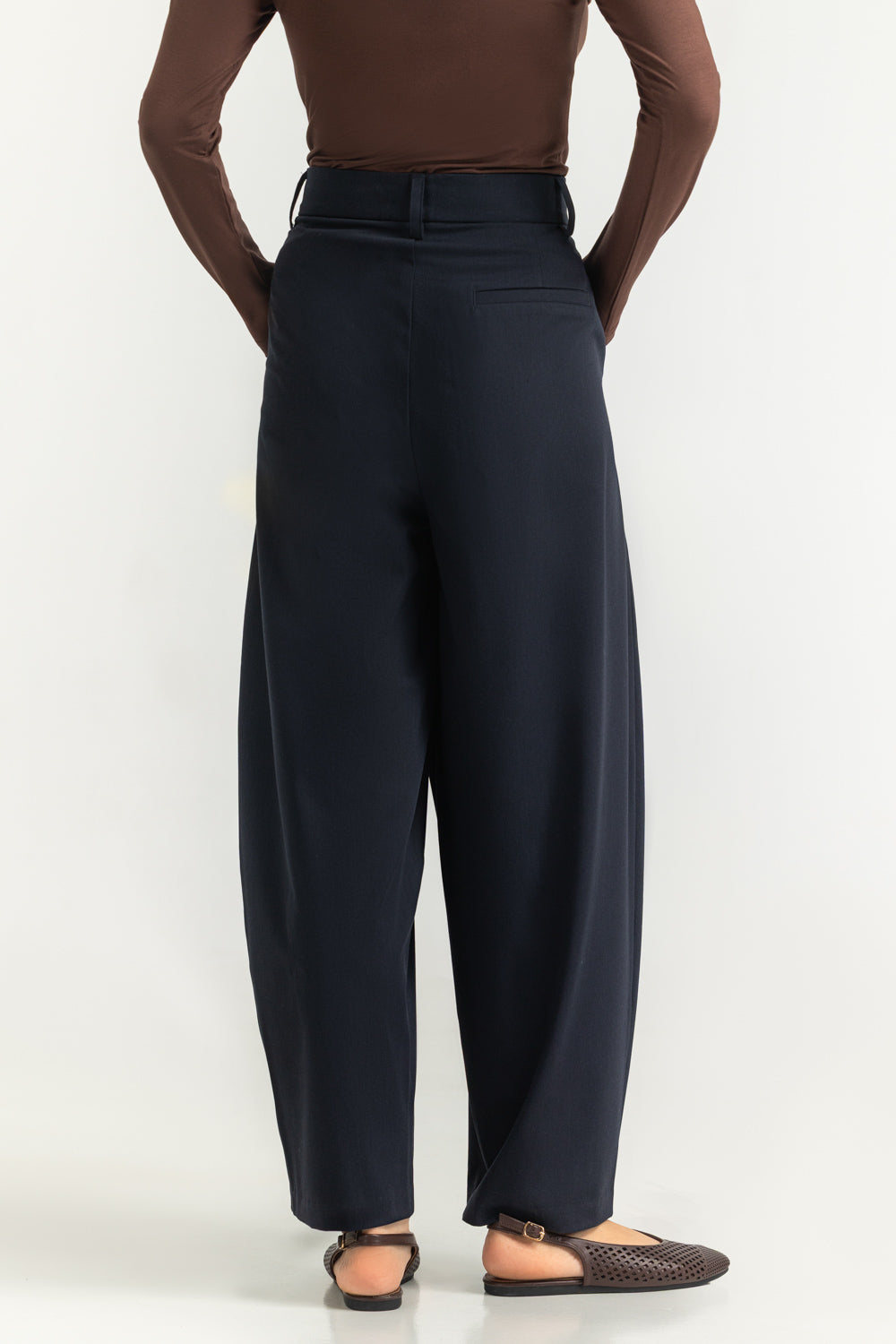 Barrel Fit Pant