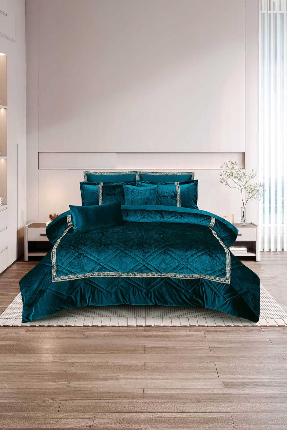 Biscay Bay Velvet Embossed Comforter Set