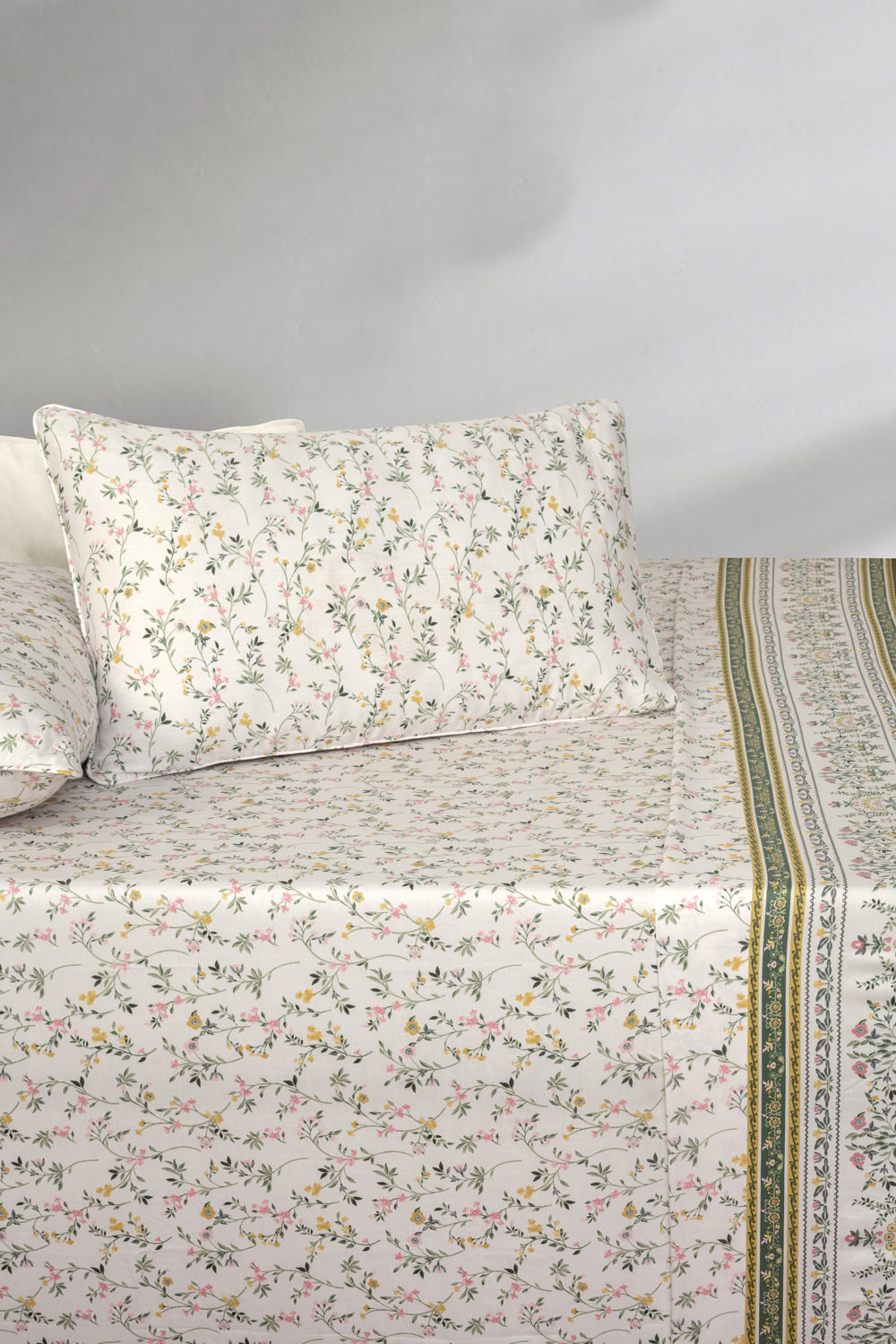 Bloomline Bed Sheet Set