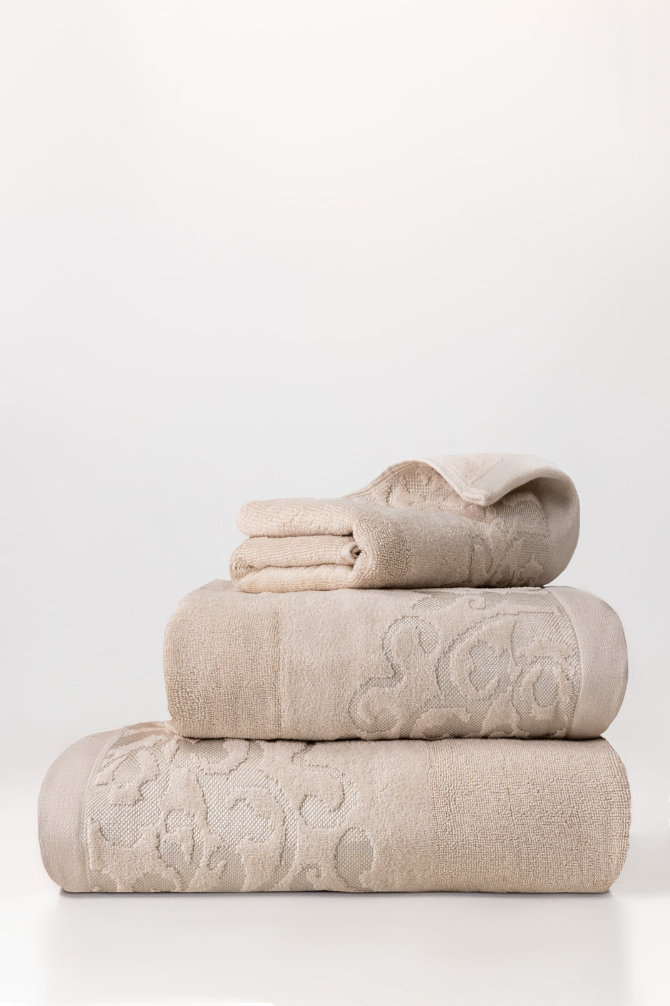 Bone Jacquard Dyed Towel
