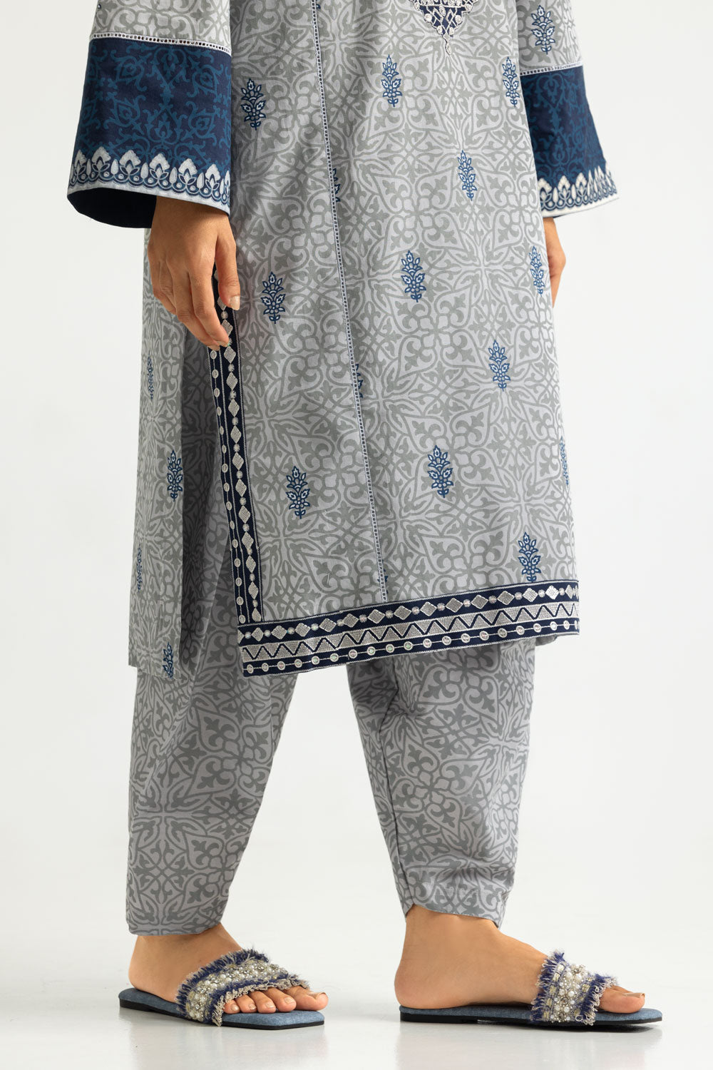 Cambric Printed Co-Ord Set With Embroidered