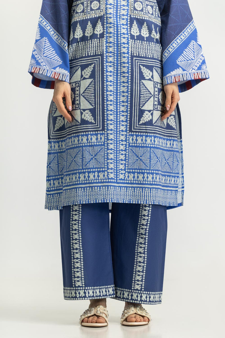 Cambric Printed Co-Ord Set With Embroidered