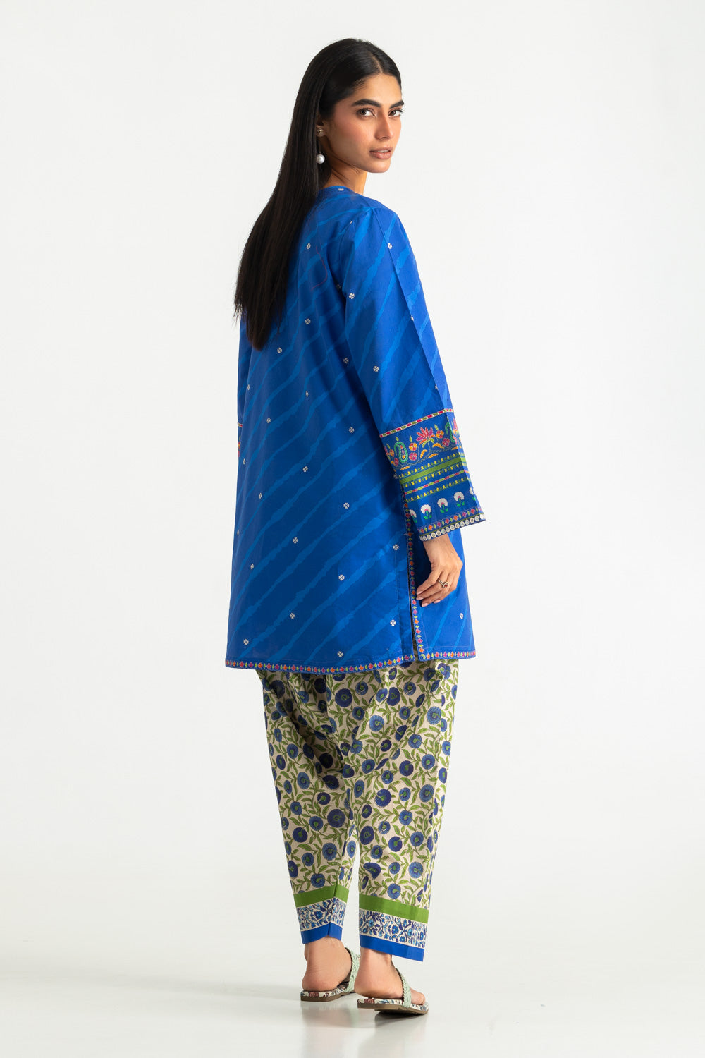 Cambric Printed Co-Ord Set With Embroidered