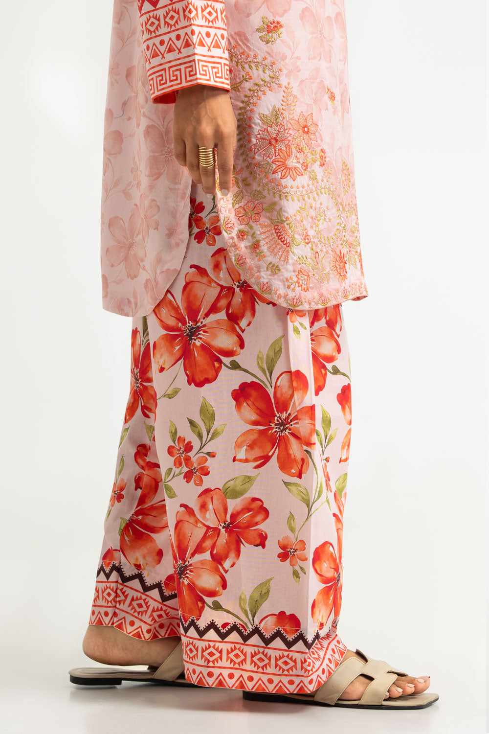 Cambric Printed Co-Ord Set With Embroidered
