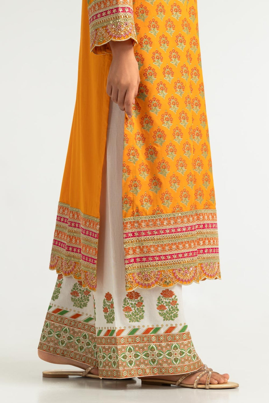 Cambric Printed Co-Ord Set With Embroidered