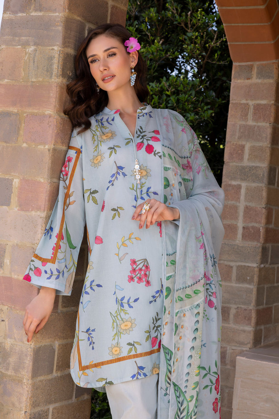 3 Piece Printed Lawn suit with Chiffon Dupatta