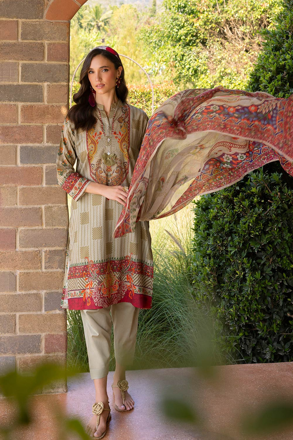 3 Piece Printed Lawn suit with Chiffon Dupatta
