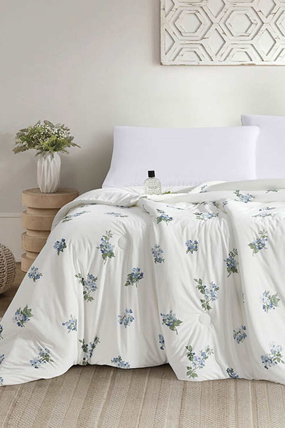 Cool Blossom Printed Cooling Blanket