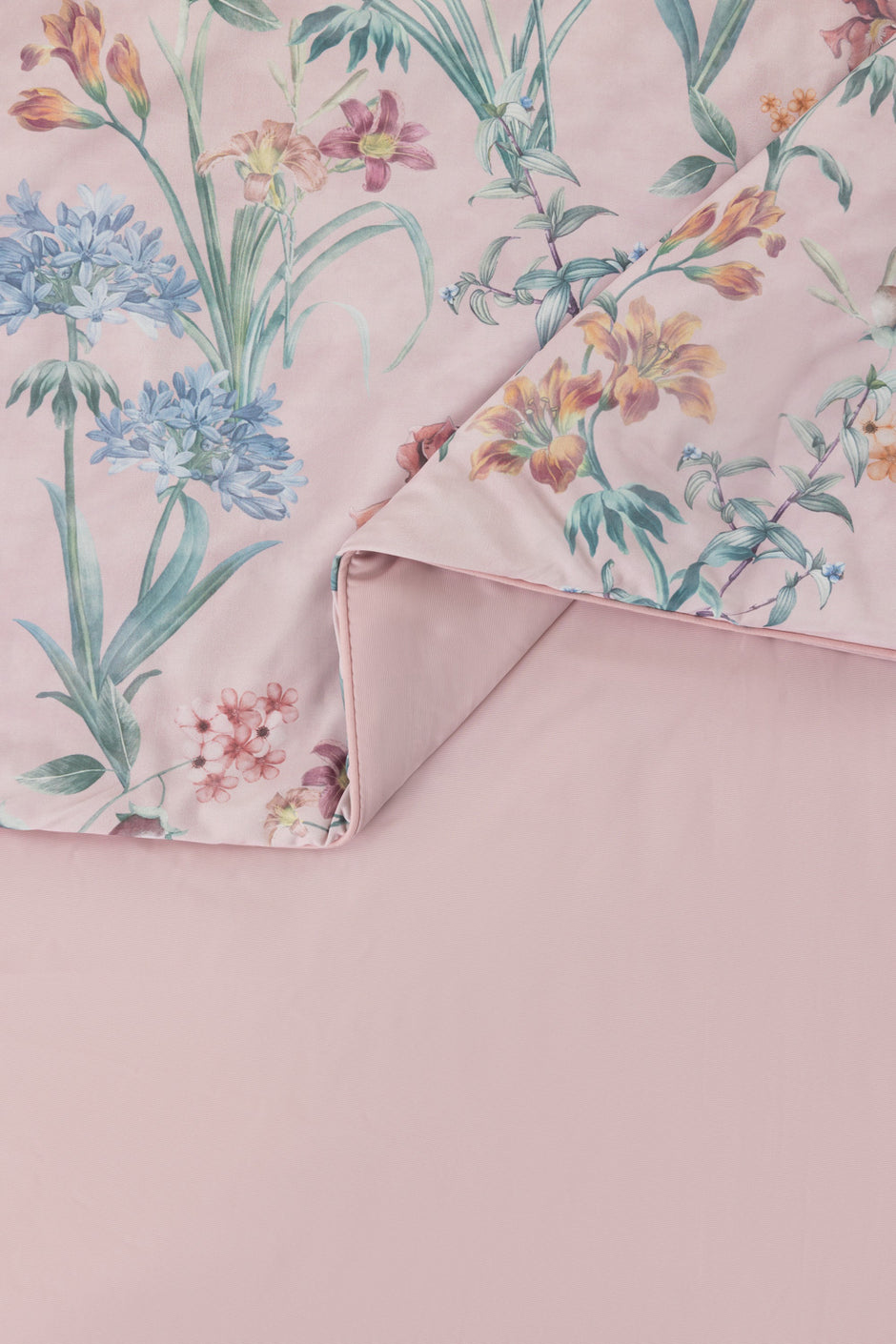 Cool Cloudy Rose Printed Cooling Blanket