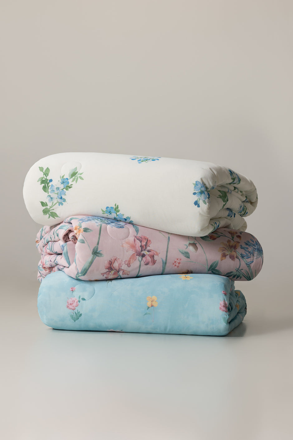 Cool Cloudy Rose Printed Cooling Blanket