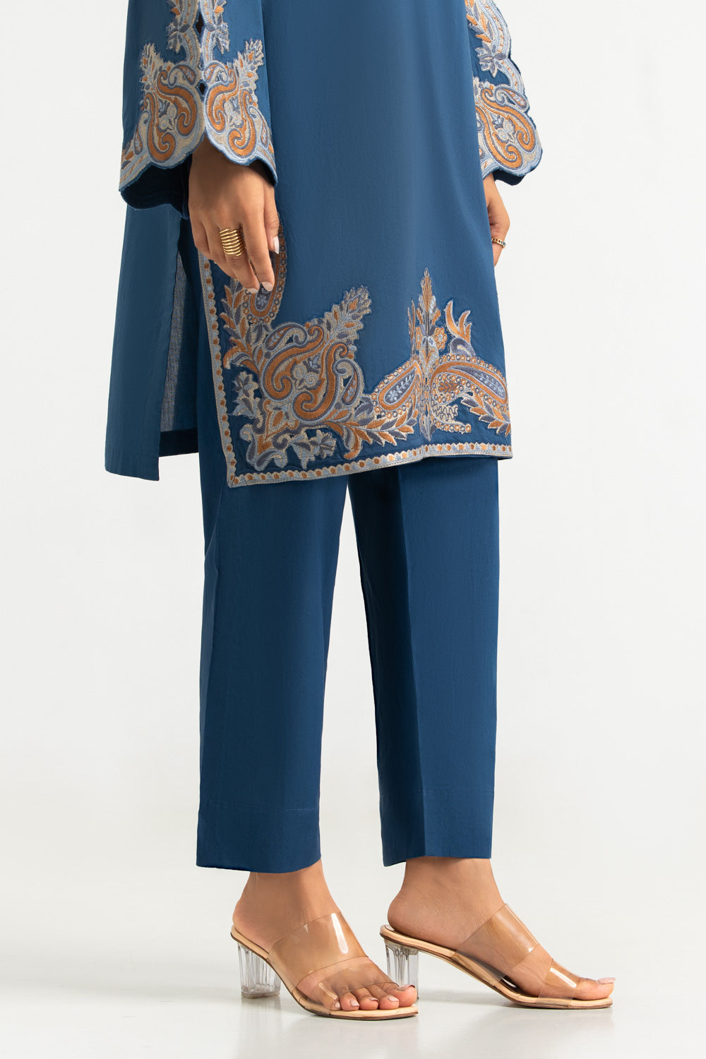 Cross Hatch Embroidered Shirt And Trouser