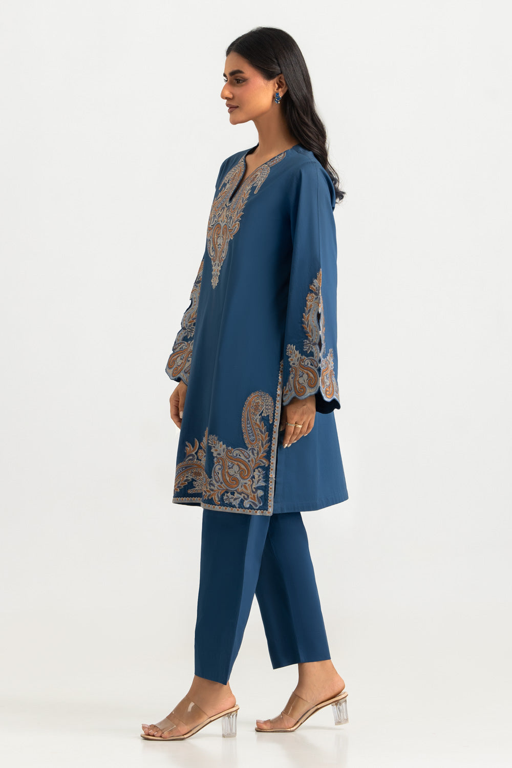 Cross Hatch Embroidered Shirt And Trouser