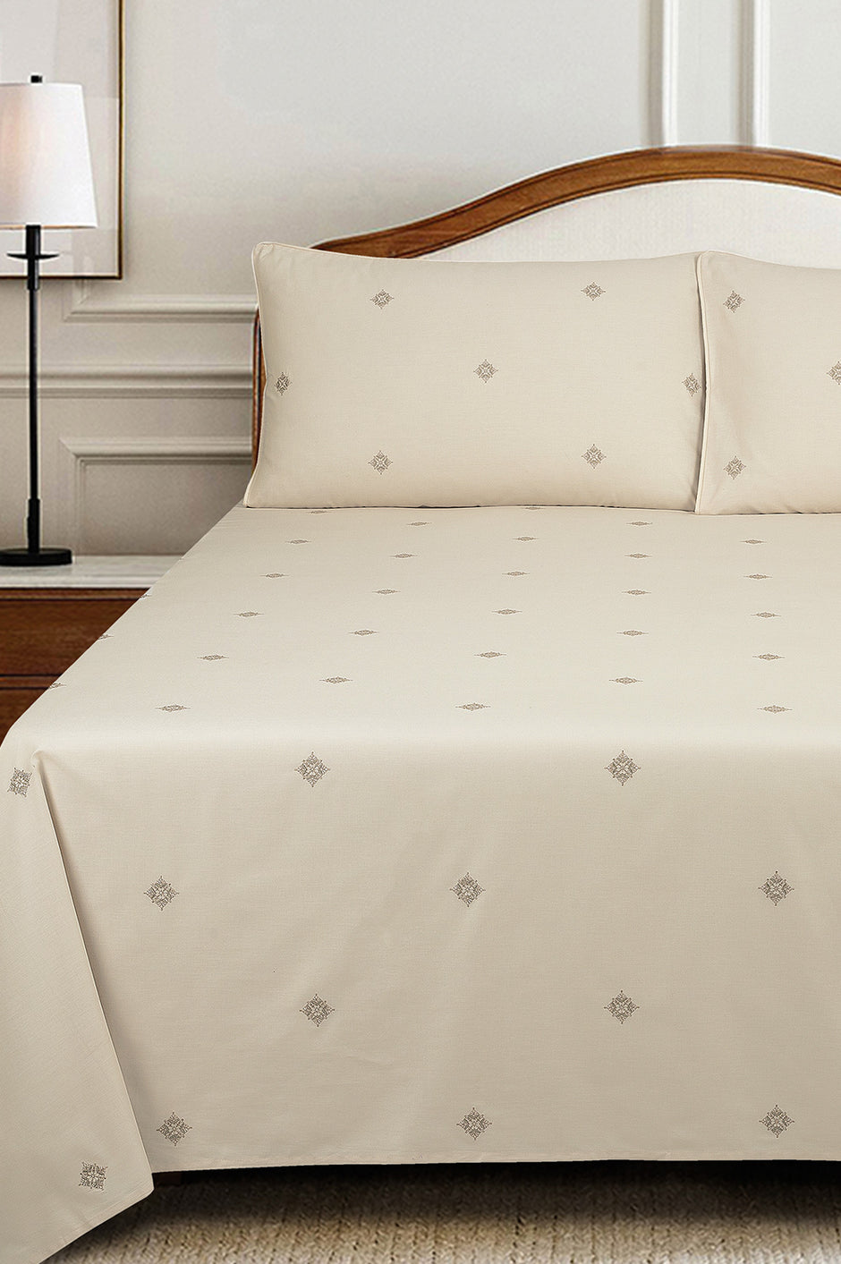 Crystal T-150 Embroidered Bed Sheet Set
