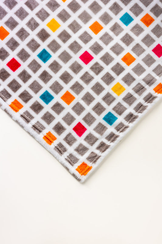 AW25-Cube Single Ply Fleece Throw