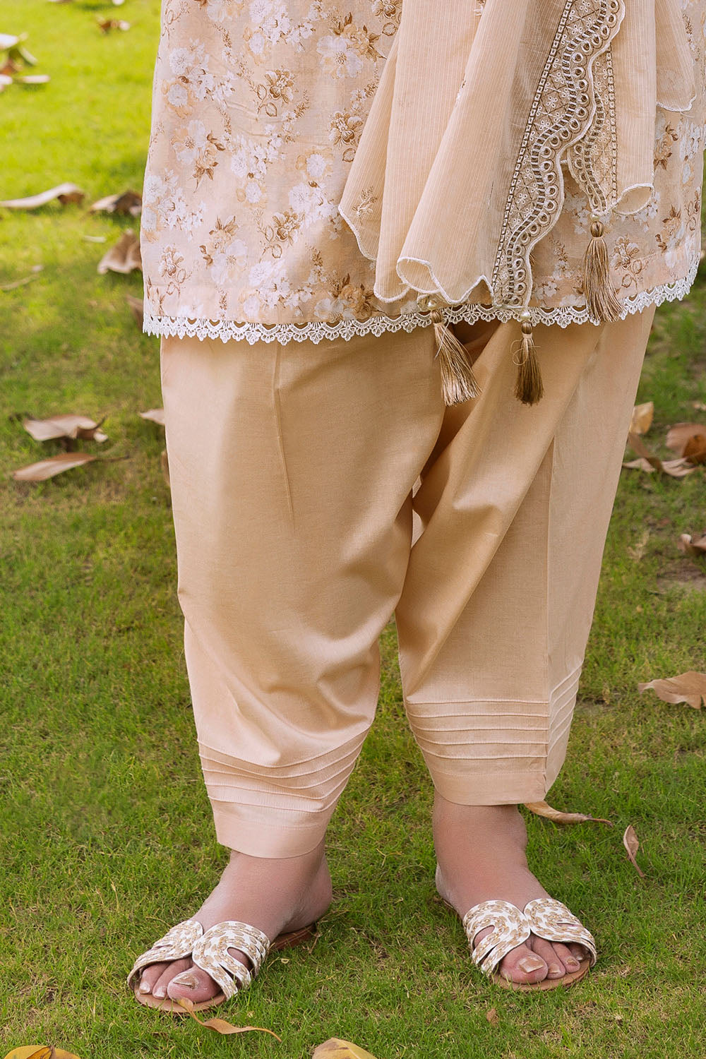 3 Piece Printed Lawn suit with Embroidered Denting Lawn Dupatta