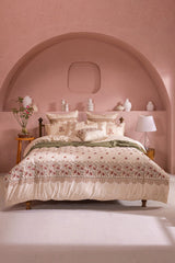 Daisy Rose 2 T-200 Quilt Cover Set