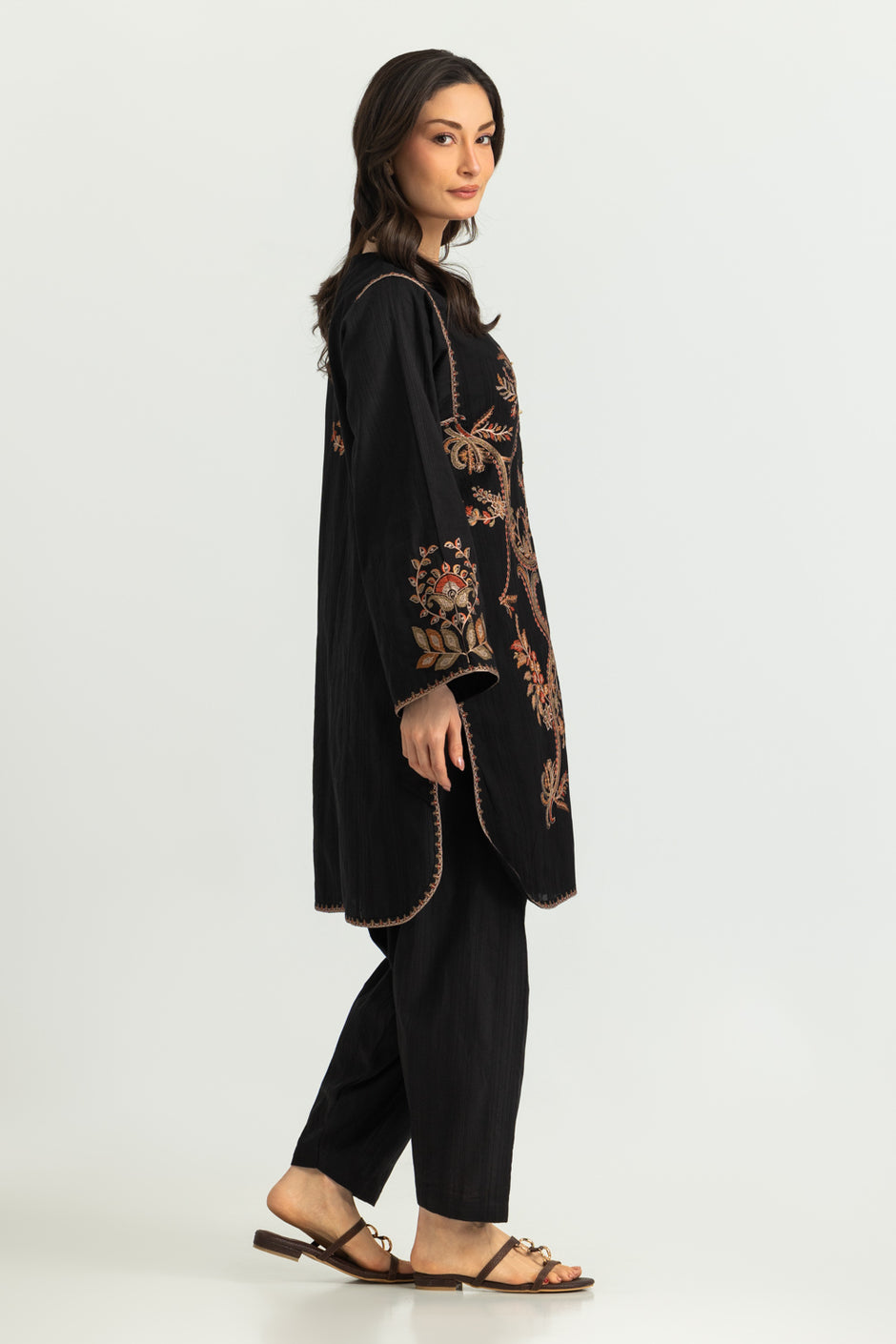 Dobby Embroidered Shirt And Dyed Trouser