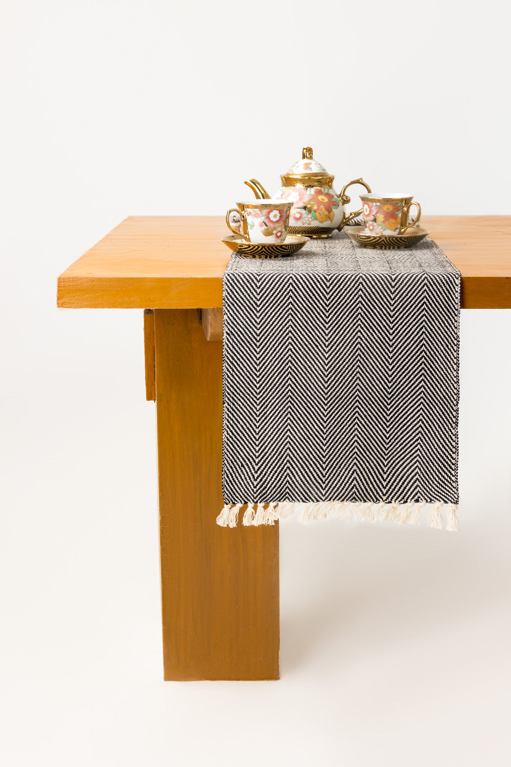 Dobby Fabric Runner