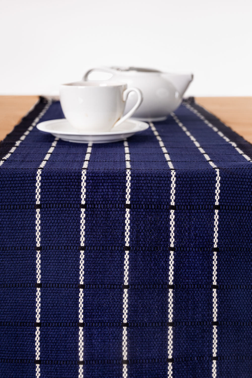 Dobby Fabric Runner