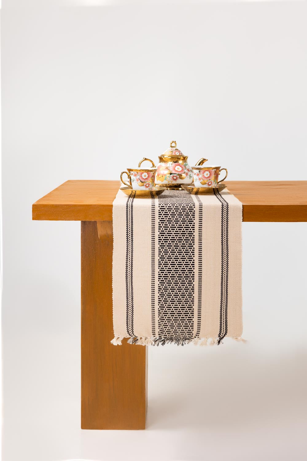 Dobby Fabric Runner