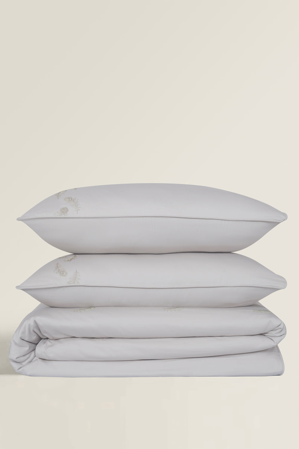 Dove T-400 Embroidered Quilt Cover Set