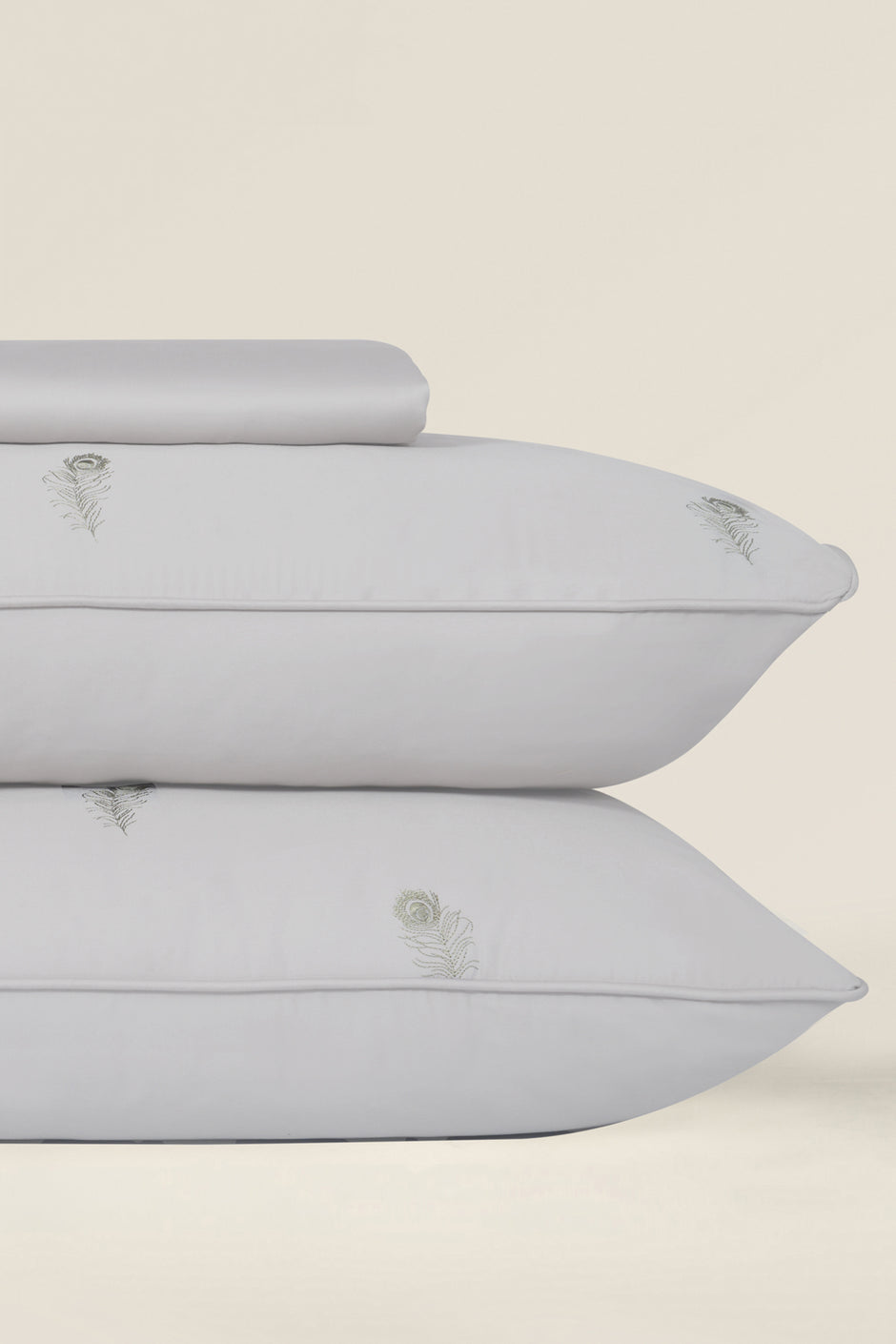 Dove T-400 Embroidered Bed Sheet Set