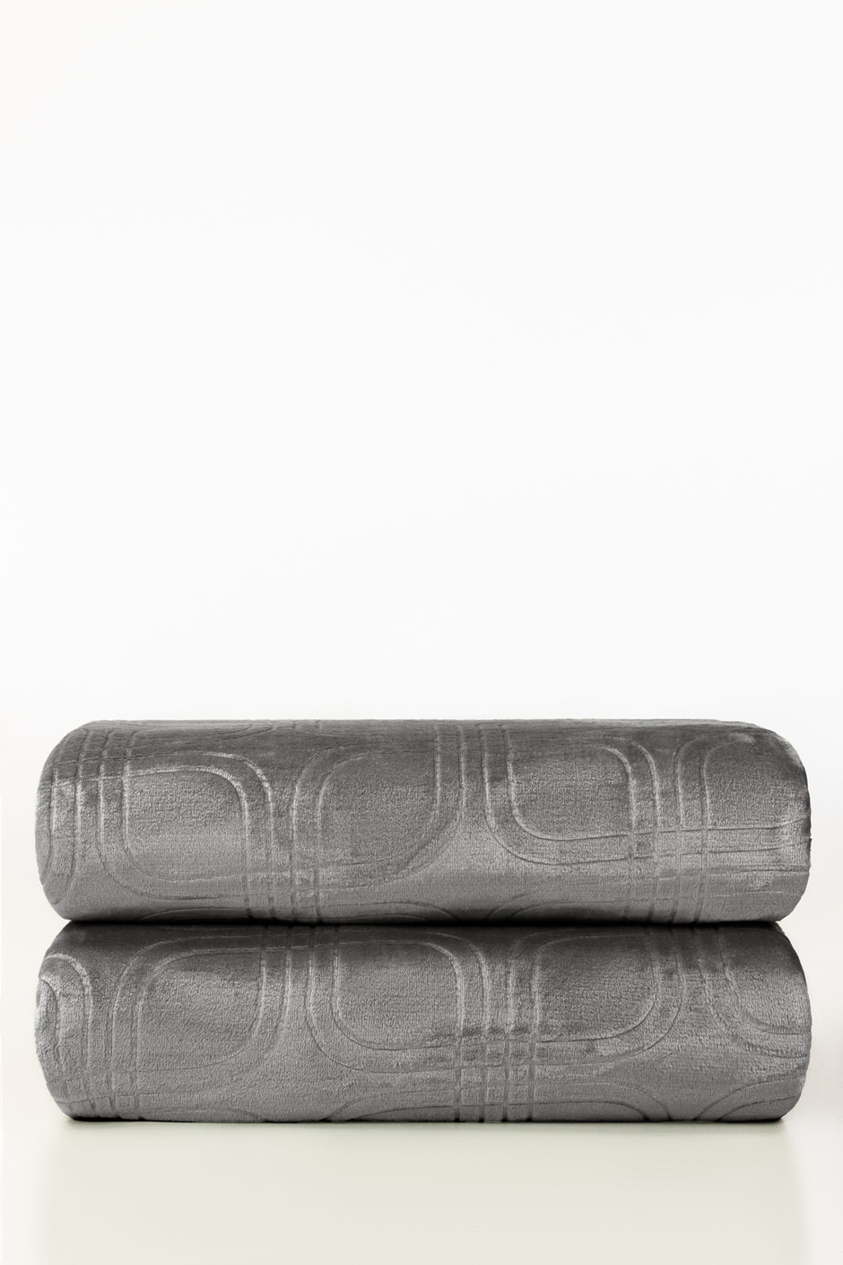 Drizzle Embossed Single Ply Fleece Throw