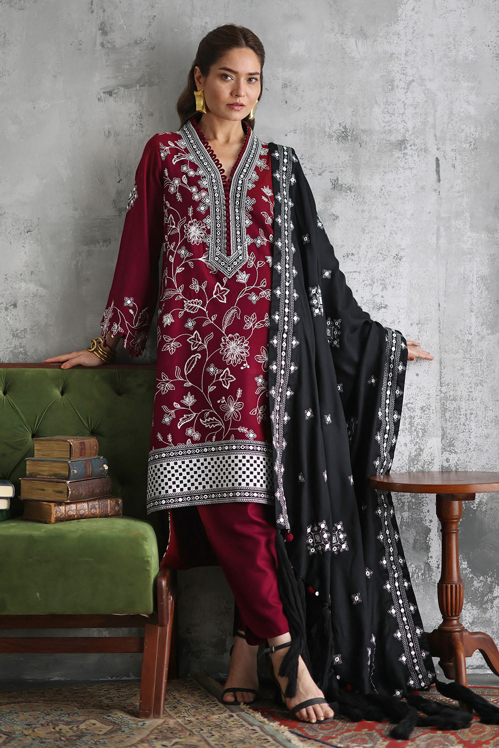 3 Piece Embroidered Pashmina Suit with Embroidered Pashmina Dupatta