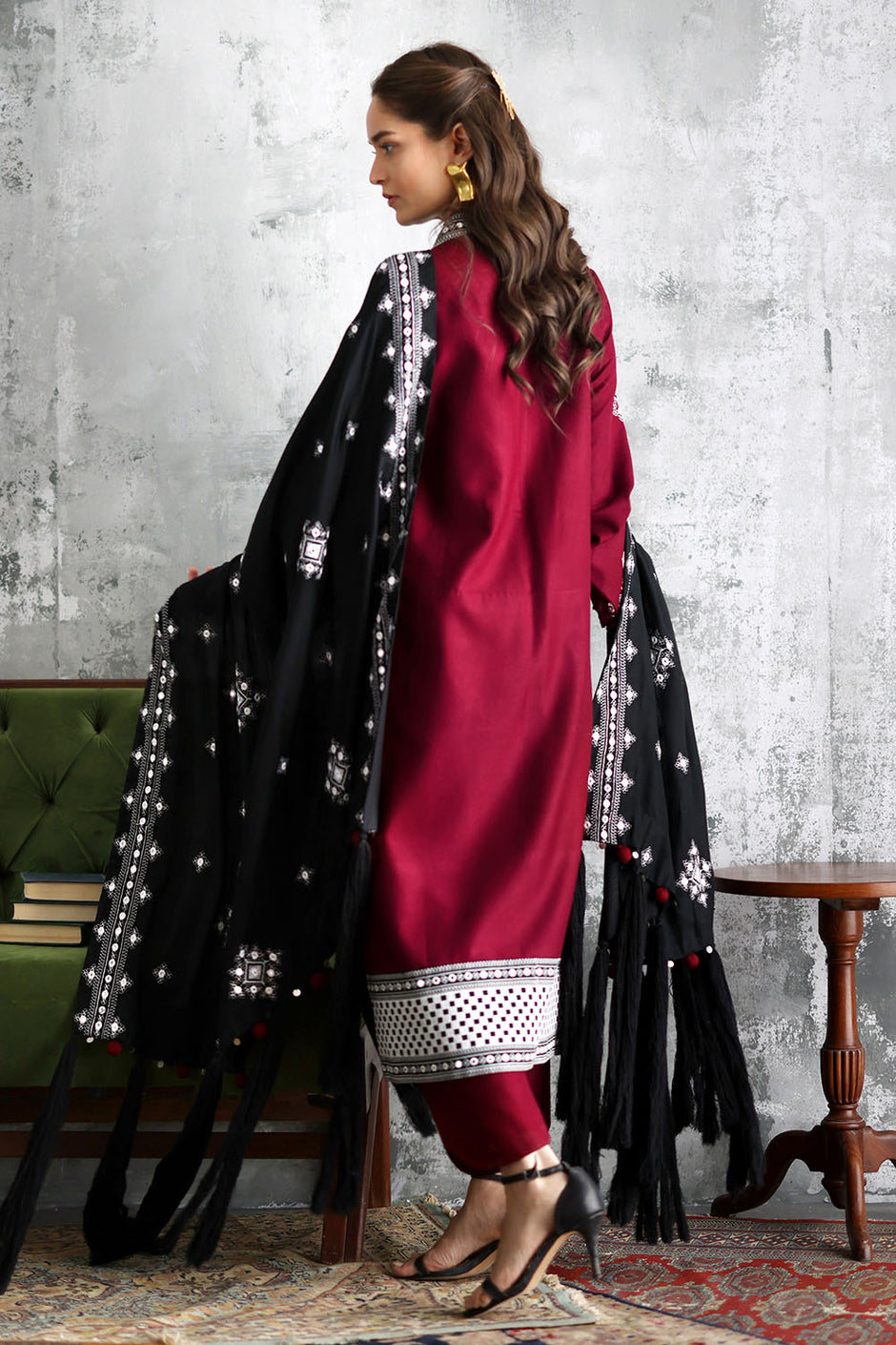 3 Piece Embroidered Pashmina Suit with Embroidered Pashmina Dupatta