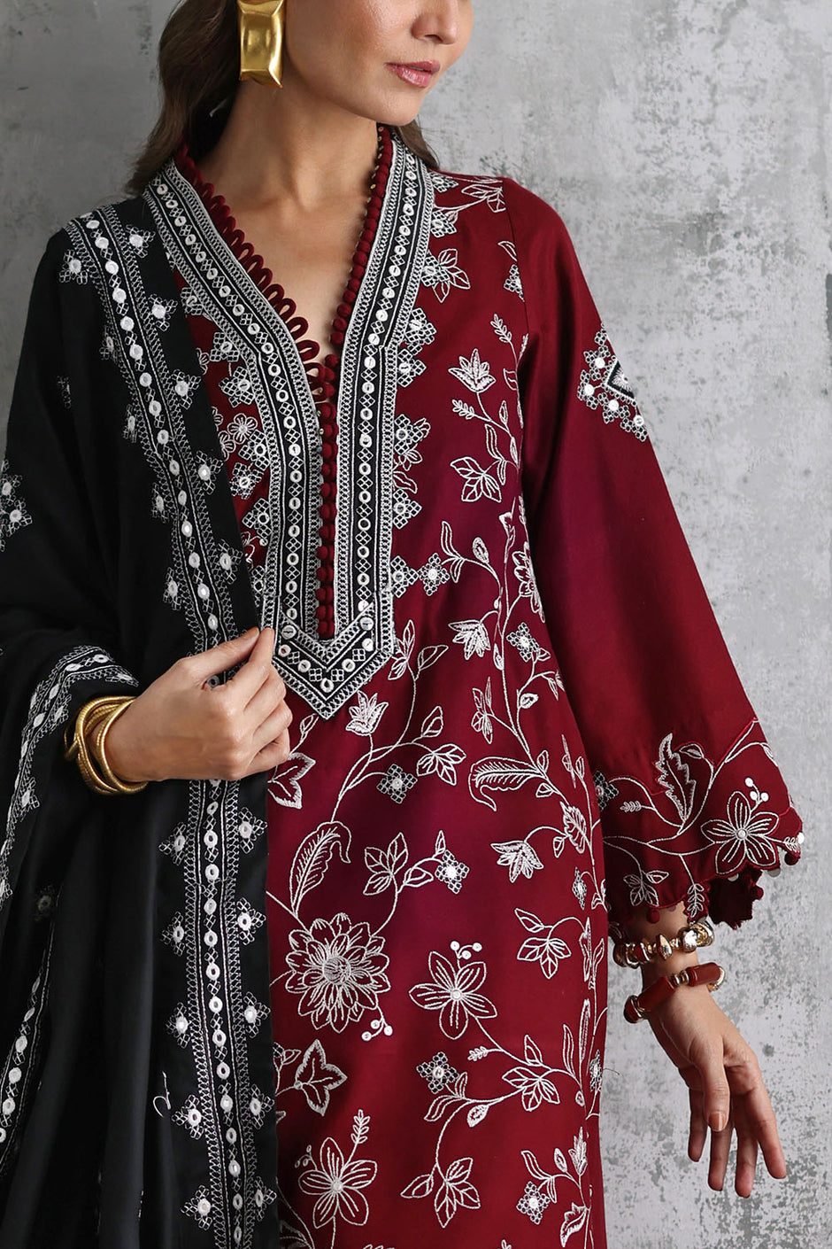 3 Piece Embroidered Pashmina Suit with Embroidered Pashmina Dupatta