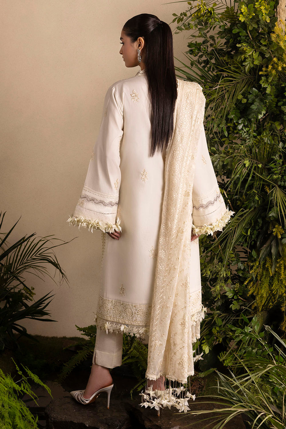 3 Piece Embroidered Lawn Suit with Embroidered Chiffon Dupatta