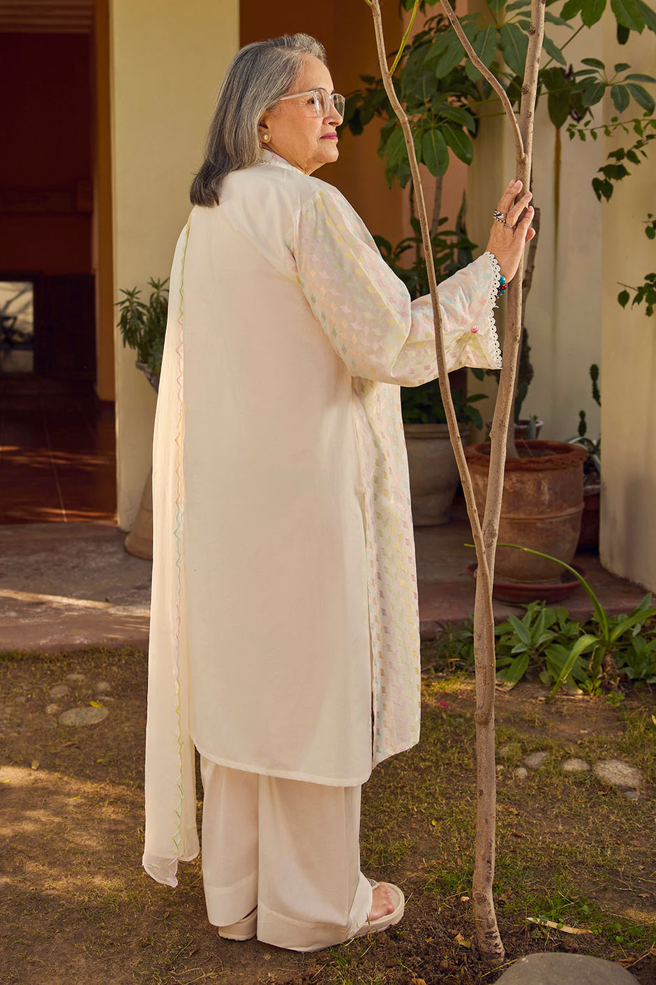 3 Piece Embroidered Lawn Suit with Embroidered Chiffon Dupatta