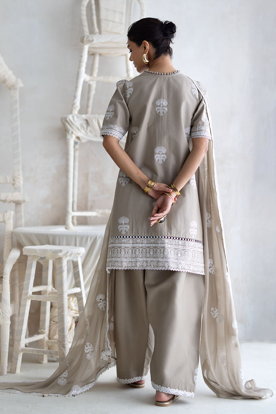 3 Piece Embroidered Lawn Suit with Embroidered Chiffon Dupatta