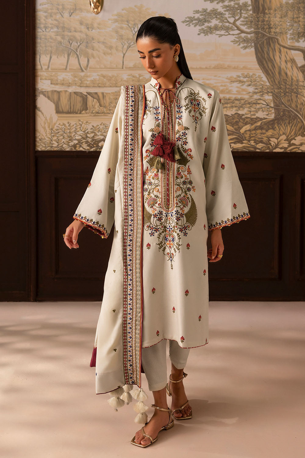 3 Piece Embroidered Karandi Suit